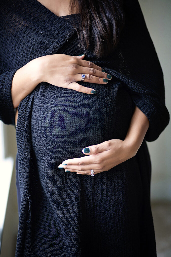 Capturing the beauty of your maternity journey with style