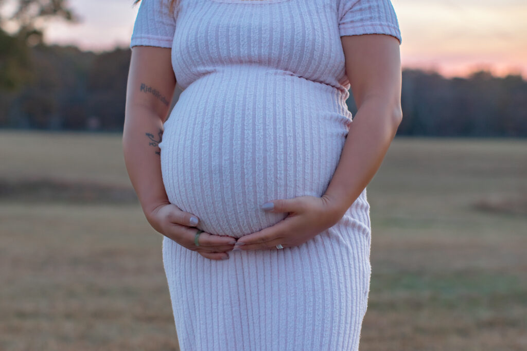Maternity Photographer | Stephens City, Virginia